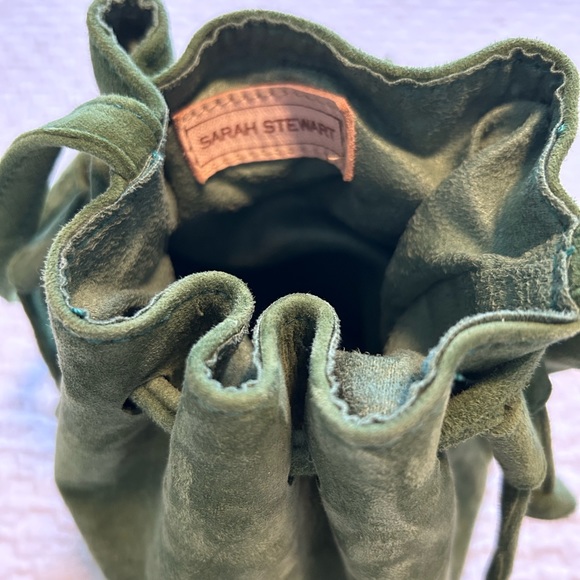 Sarah Stewart Emerald Bucket Bag - Picture 3 of 6